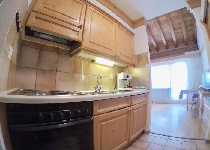 Haus Adora Apartment