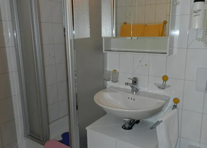 Apartment Haus Adora *