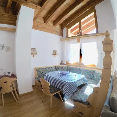 Haus Adora Apartamento