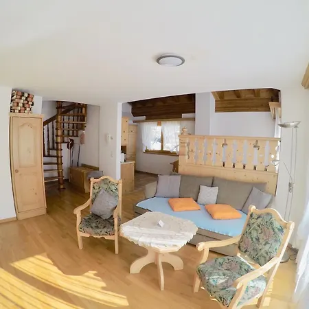 Haus Adora Apartamento